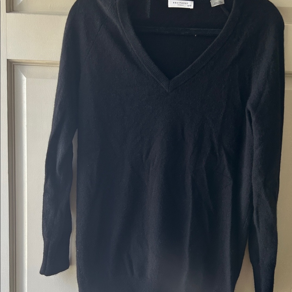 Equipment Black V-Neck Lightweight Women's Sweater